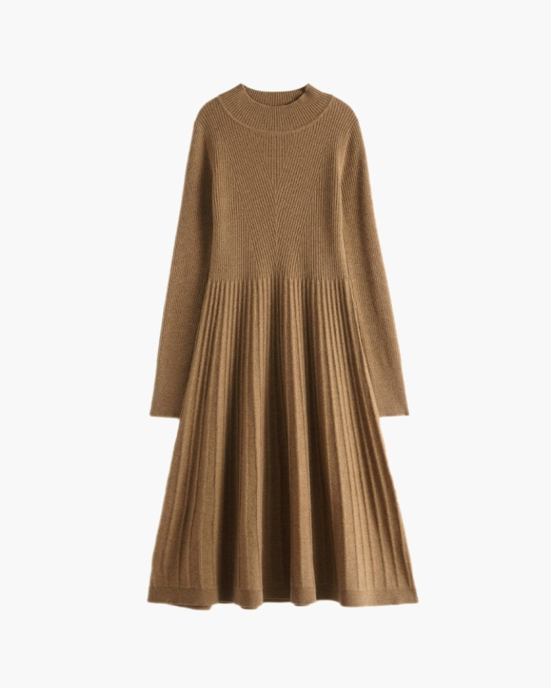 Ausgestelltes Kleid aus reinem Kaschmir