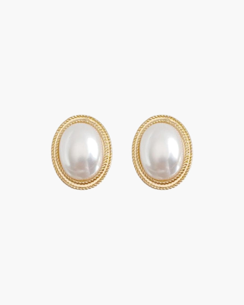 Radiance Oval Perlenohrstecker